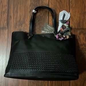 Black leather Elliott Lucca bag